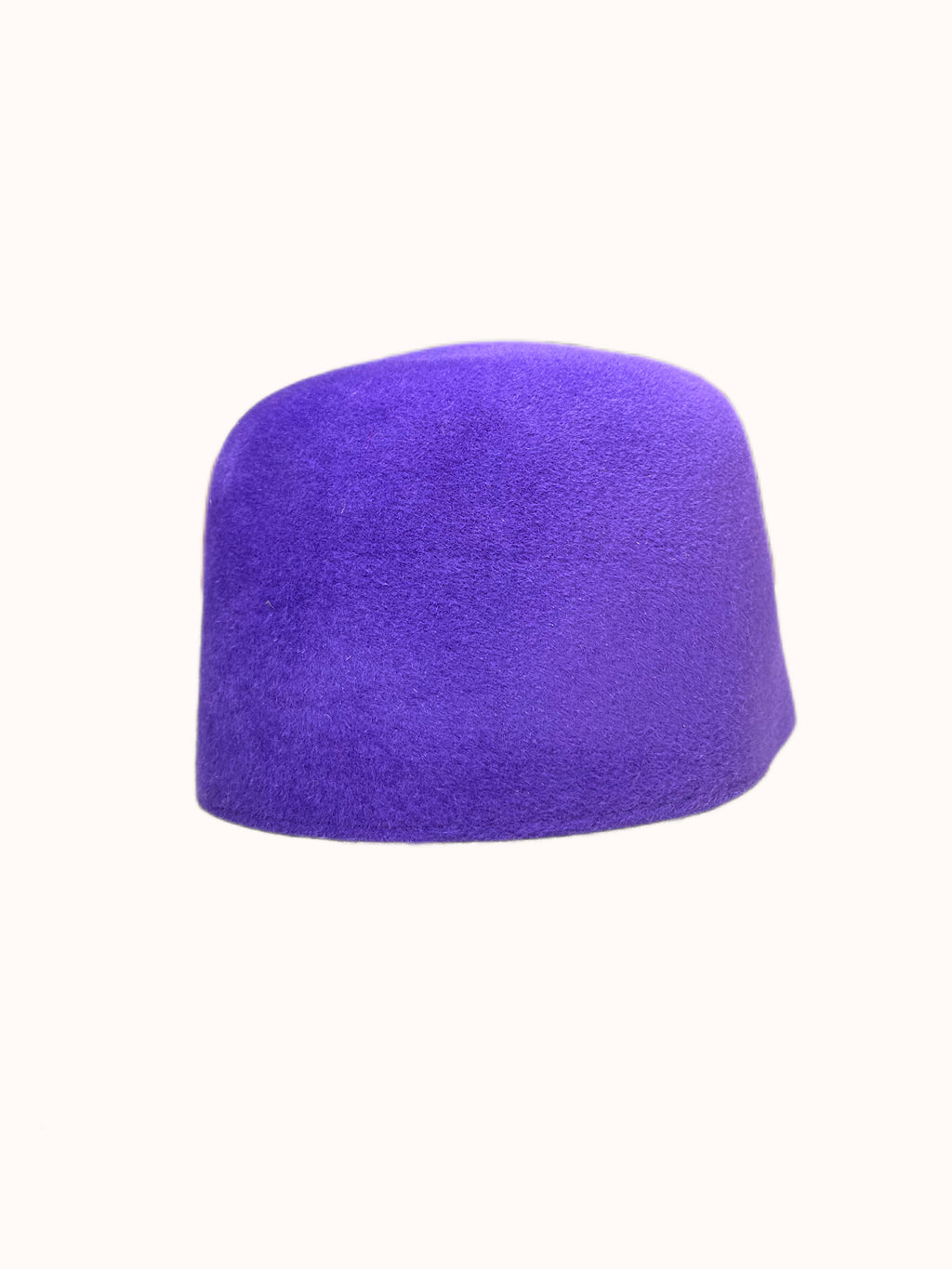 LEO Plain