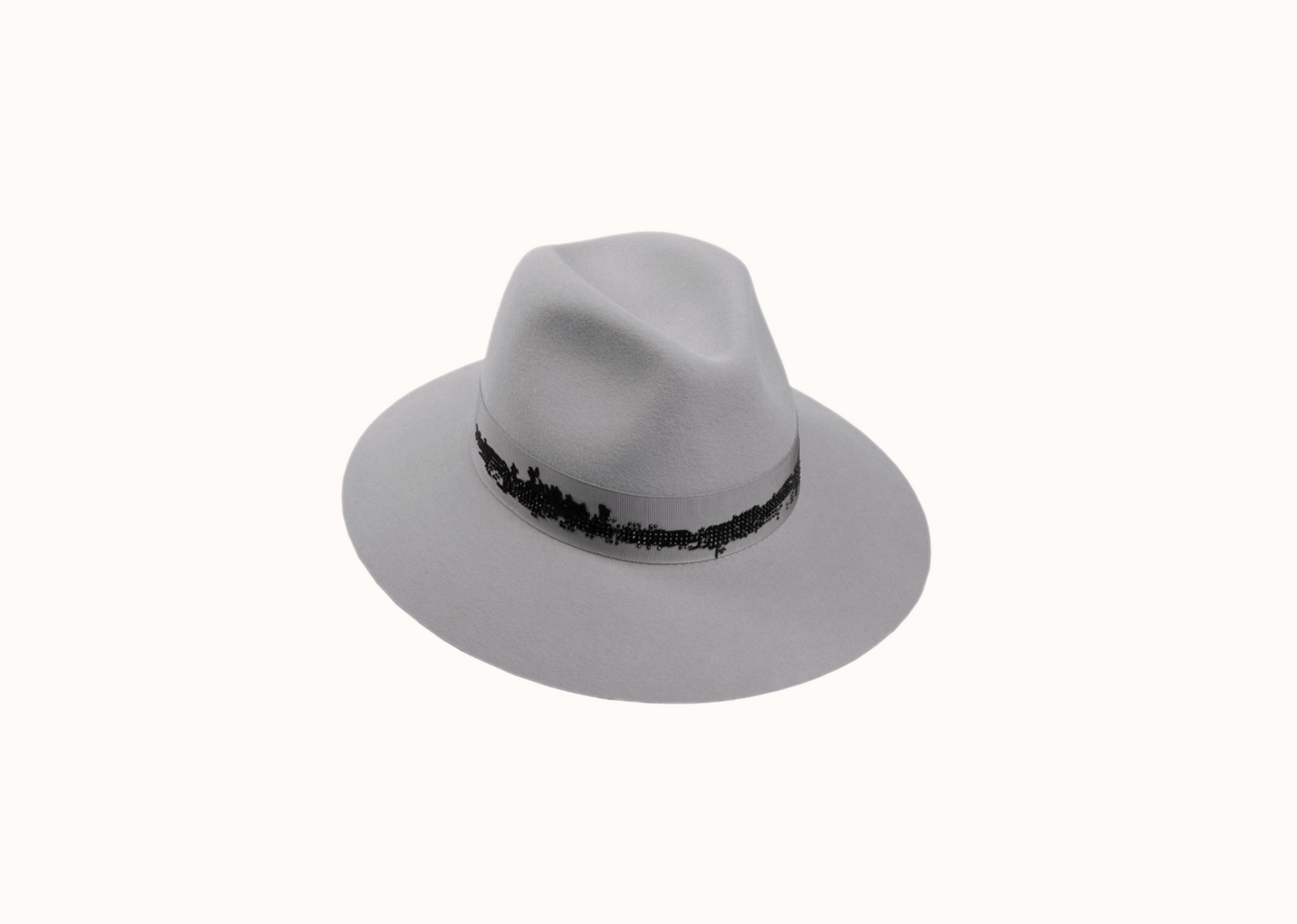 Fedora Essence
